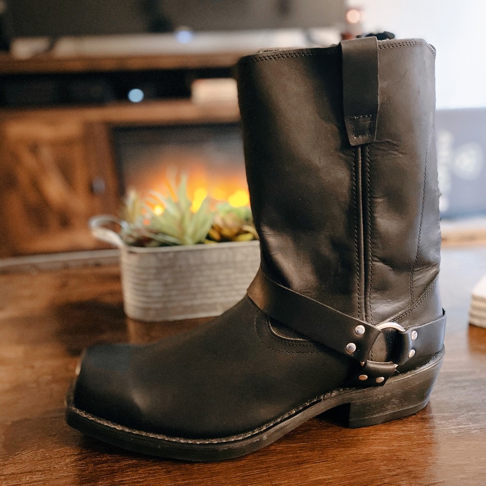 Men’s Black Harness Durango Boots